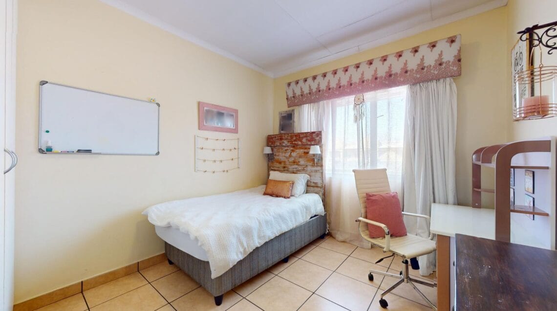 2 Bedroom Apartment / Flat for Sale in Die Bult
