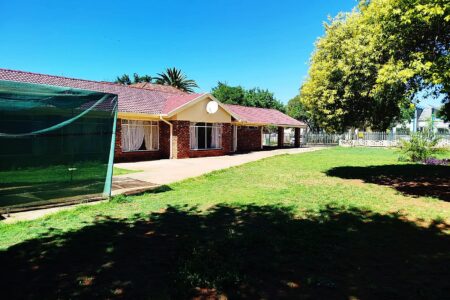 5 Bedroom House for Sale in Potchefstroom Central