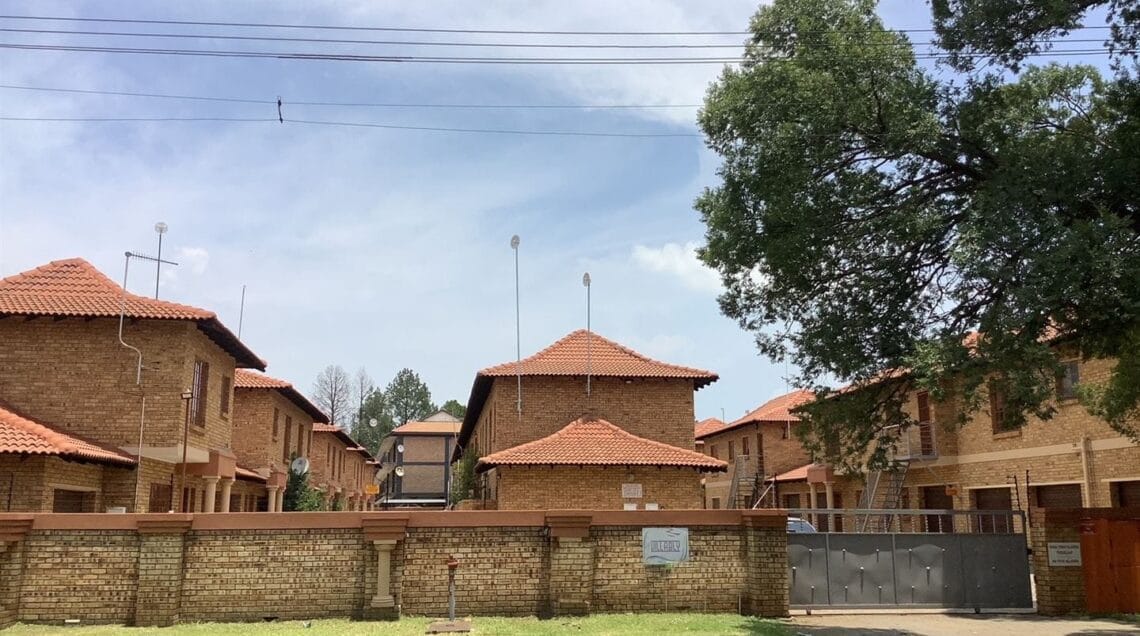 2 Bedroom Townhouse For Sale in Die Bult Potchefstroom