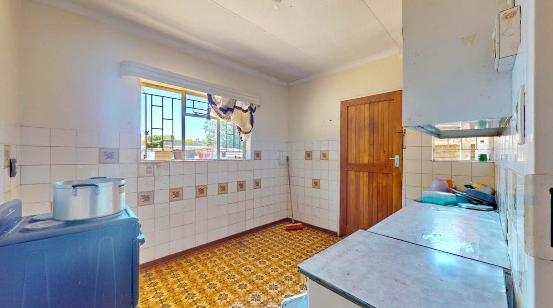 5 Bedroom House for Sale in Potchefstroom Central