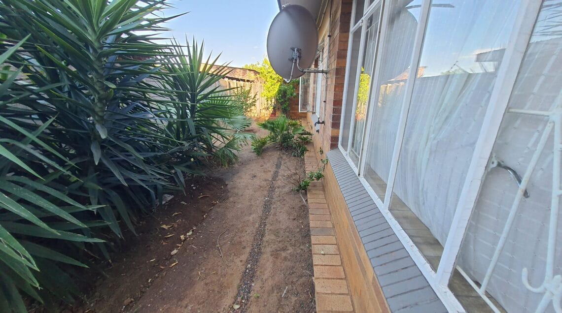 4 Bedroom Townhouse For Sale in Potchefstroom Central