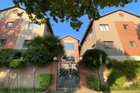 2 Bedroom apartment / flat For Sale in Die Bult Potchefstroom