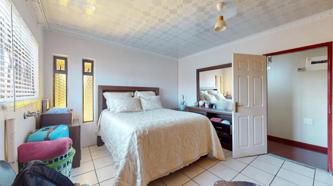 5 Bedroom Home for Sale in Dassie Rand Potchefstroom