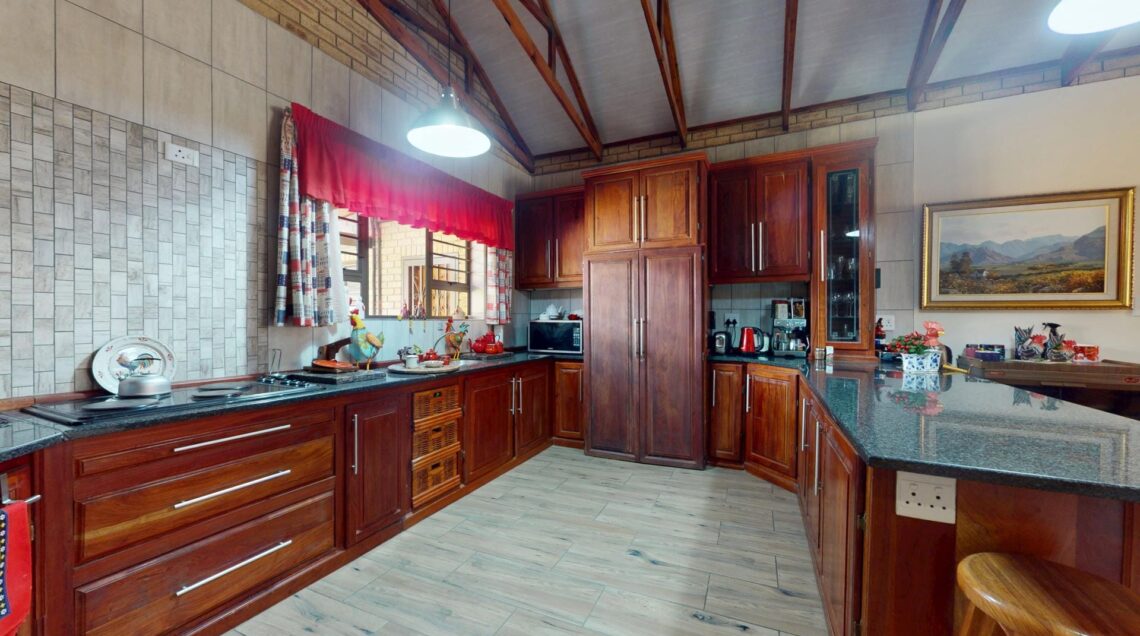 17 Bedroom House for Sale in Van Der Hoff Park Potchefstroom