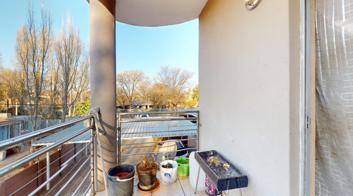 1 Bedroom Apartment / Flat for Sale in Potchefstroom Central