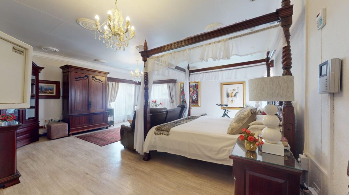 6 Bedroom House for Sale in Van Der Hoff Park Potchefstroom