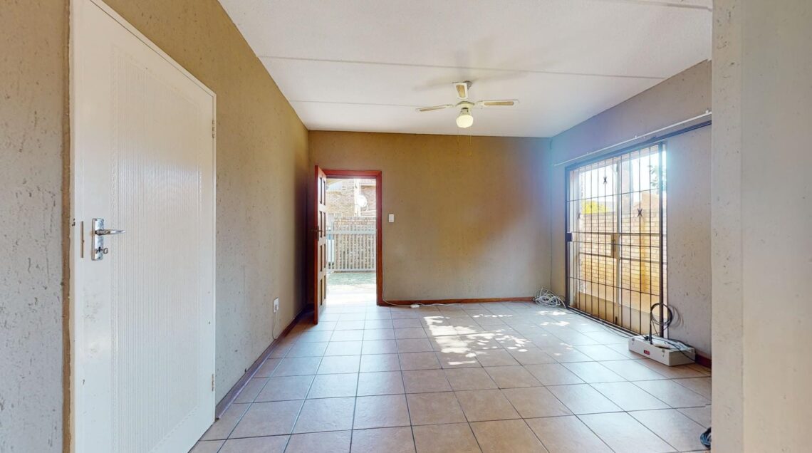 3 Bedroom Townhouse For Sale in Baillie Park Potchefstroom