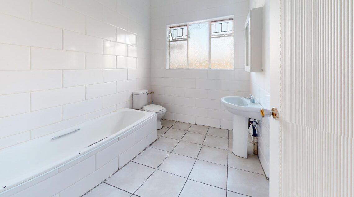 2 Bedroom Apartment / Flat for Sale in Potchefstroom Central
