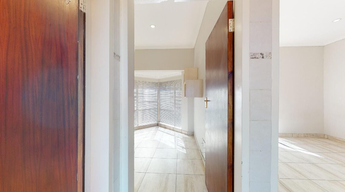 2 Bedroom Apartment / Flat for Sale in Dassie Rand Potchefstroom