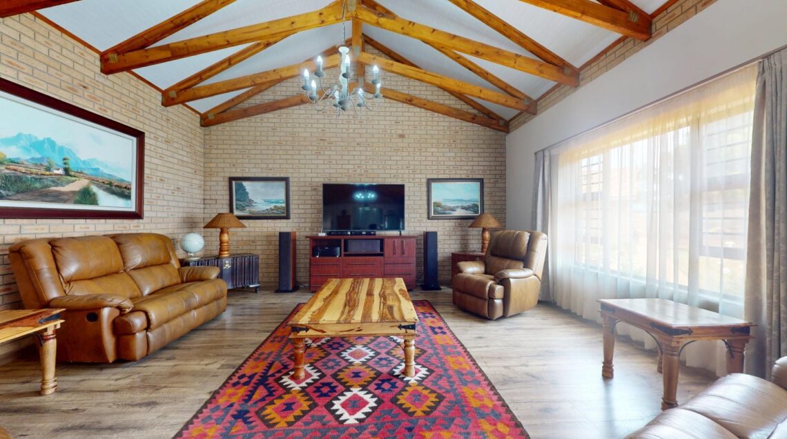 17 Bedroom House for Sale in Van Der Hoff Park Potchefstroom